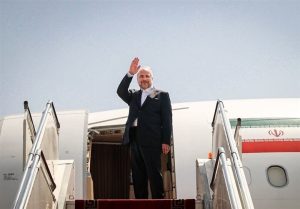 رییس مجلس وارد جاکارتا شد